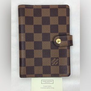 Authentic Louis Vuitton Agenda/Passport Holder Damier Ebene